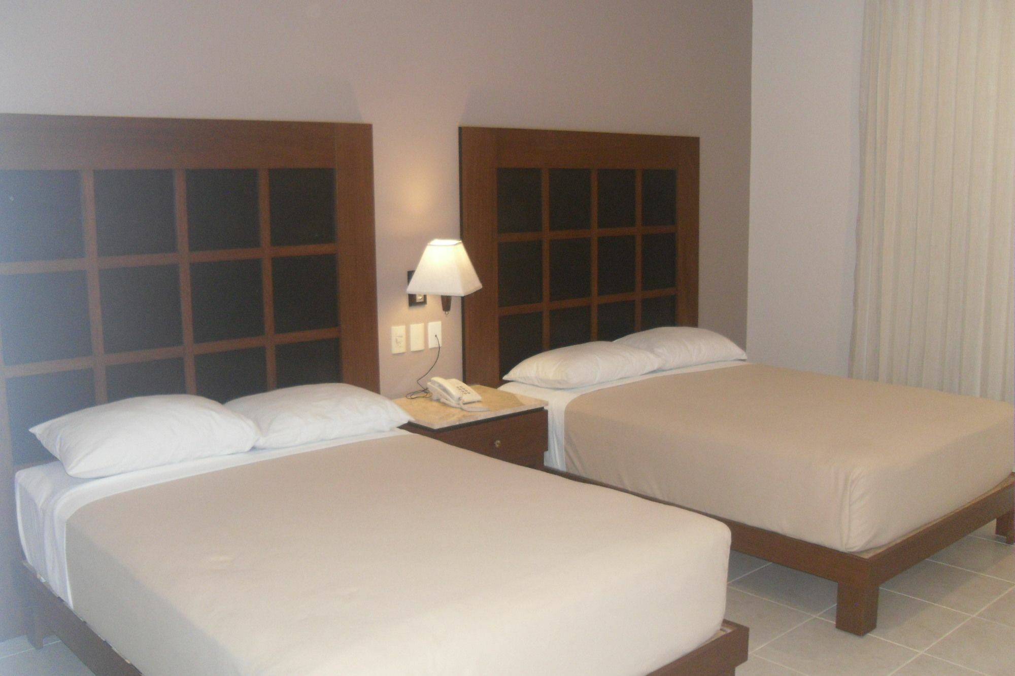 Tecnohotel Valladolid Valladolid  Eksteriør billede